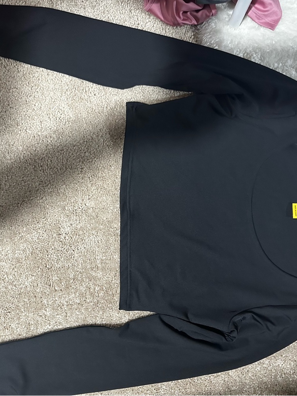 Men's Black Long-Sleeve Crew Neck Shirt